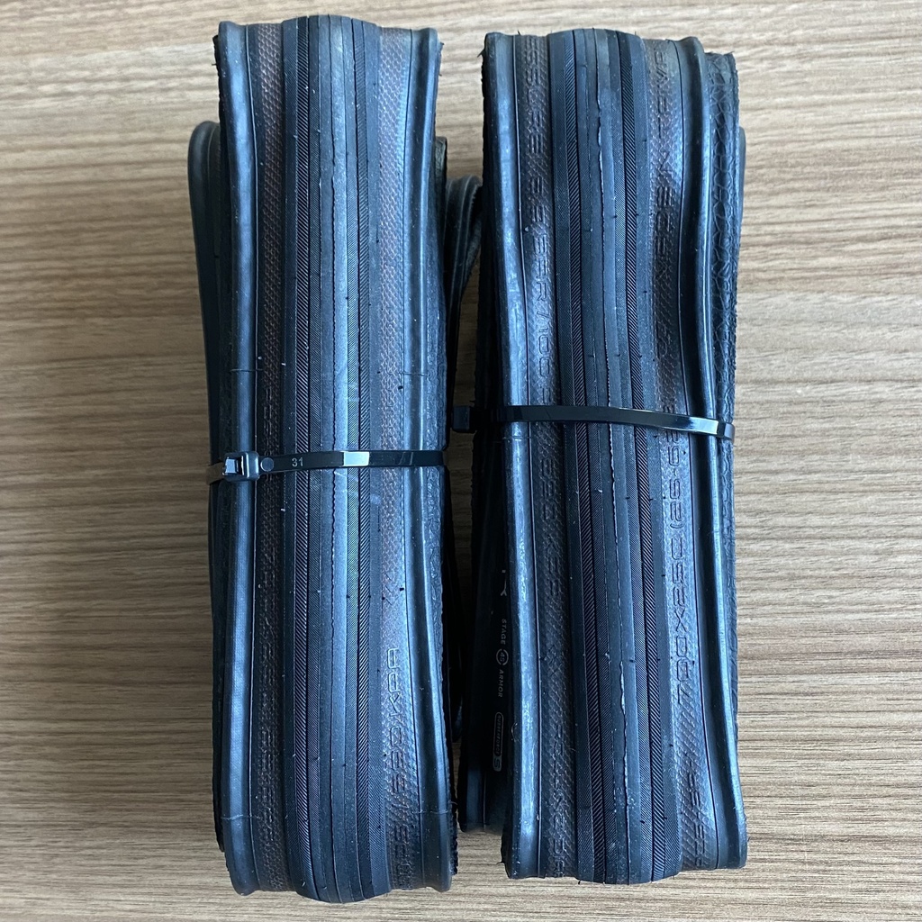 Lot de 2 pneus American Classic - Torchbearer 700x25 - Tubeless ready (neufs)